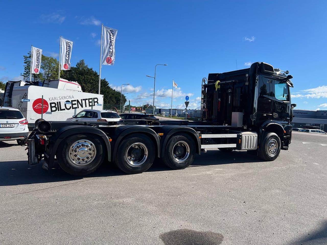Mercedes-Benz Arocs 3251 Tridem Lastv&auml;xlare, Fullt Plogutrustad 2023 - Krok/Lastv&auml;xlare