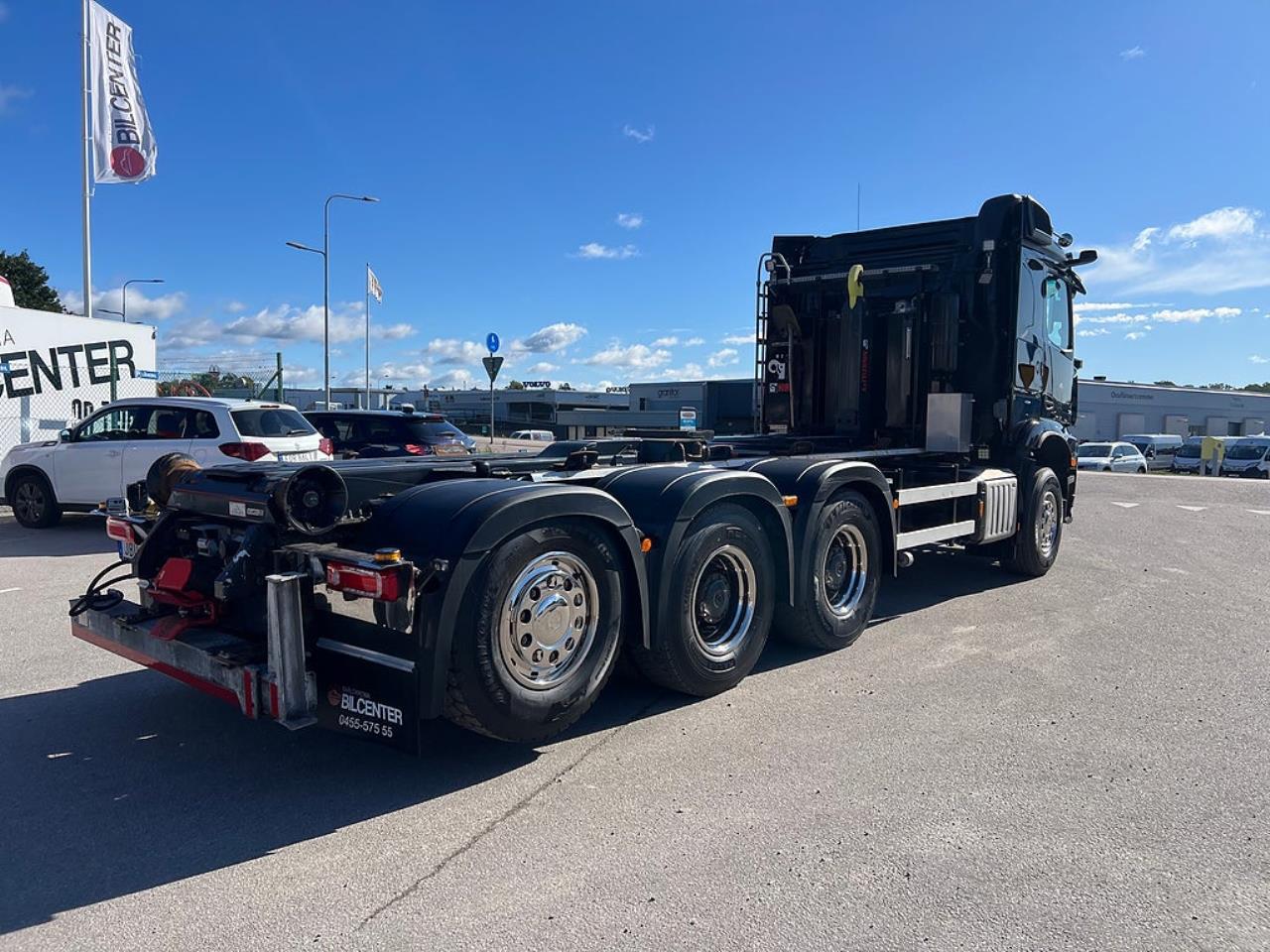 Mercedes-Benz Arocs 3251 Tridem Lastv&auml;xlare, Fullt Plogutrustad 2023 - Krok/Lastv&auml;xlare