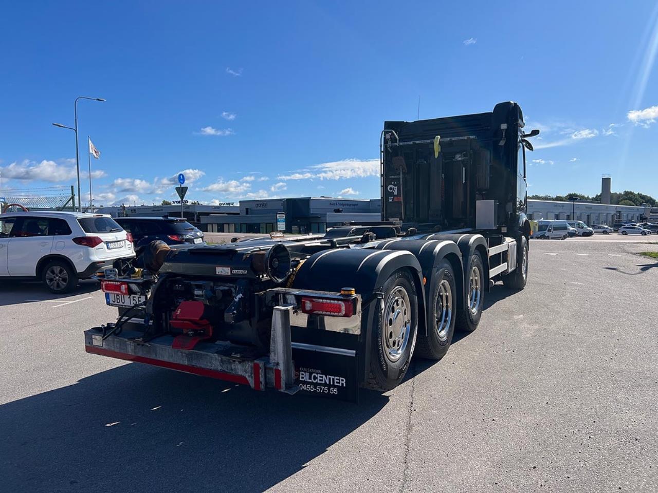 Mercedes-Benz Arocs 3251 Tridem Lastv&auml;xlare, Fullt Plogutrustad 2023 - Krok/Lastv&auml;xlare