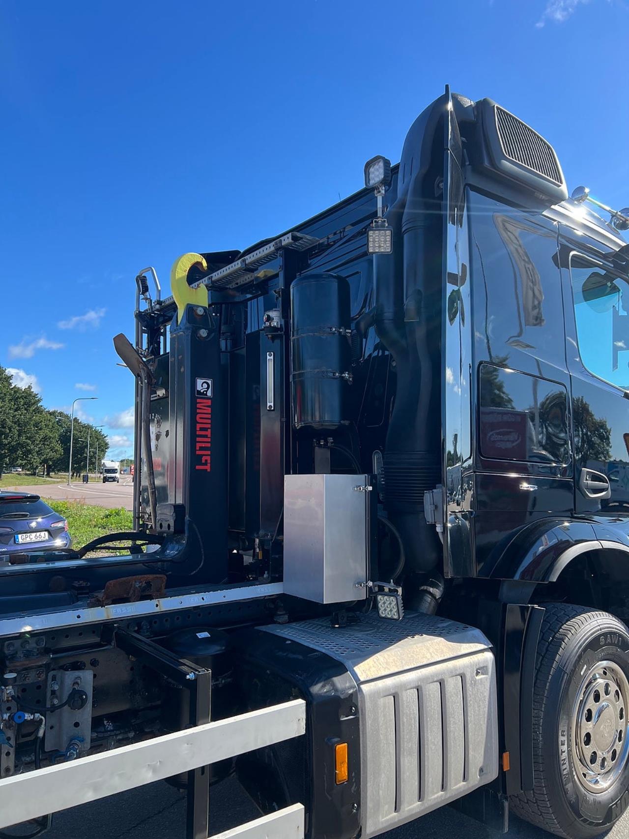 Mercedes-Benz Arocs 3251 Tridem Lastv&auml;xlare, Fullt Plogutrustad 2023 - Krok/Lastv&auml;xlare