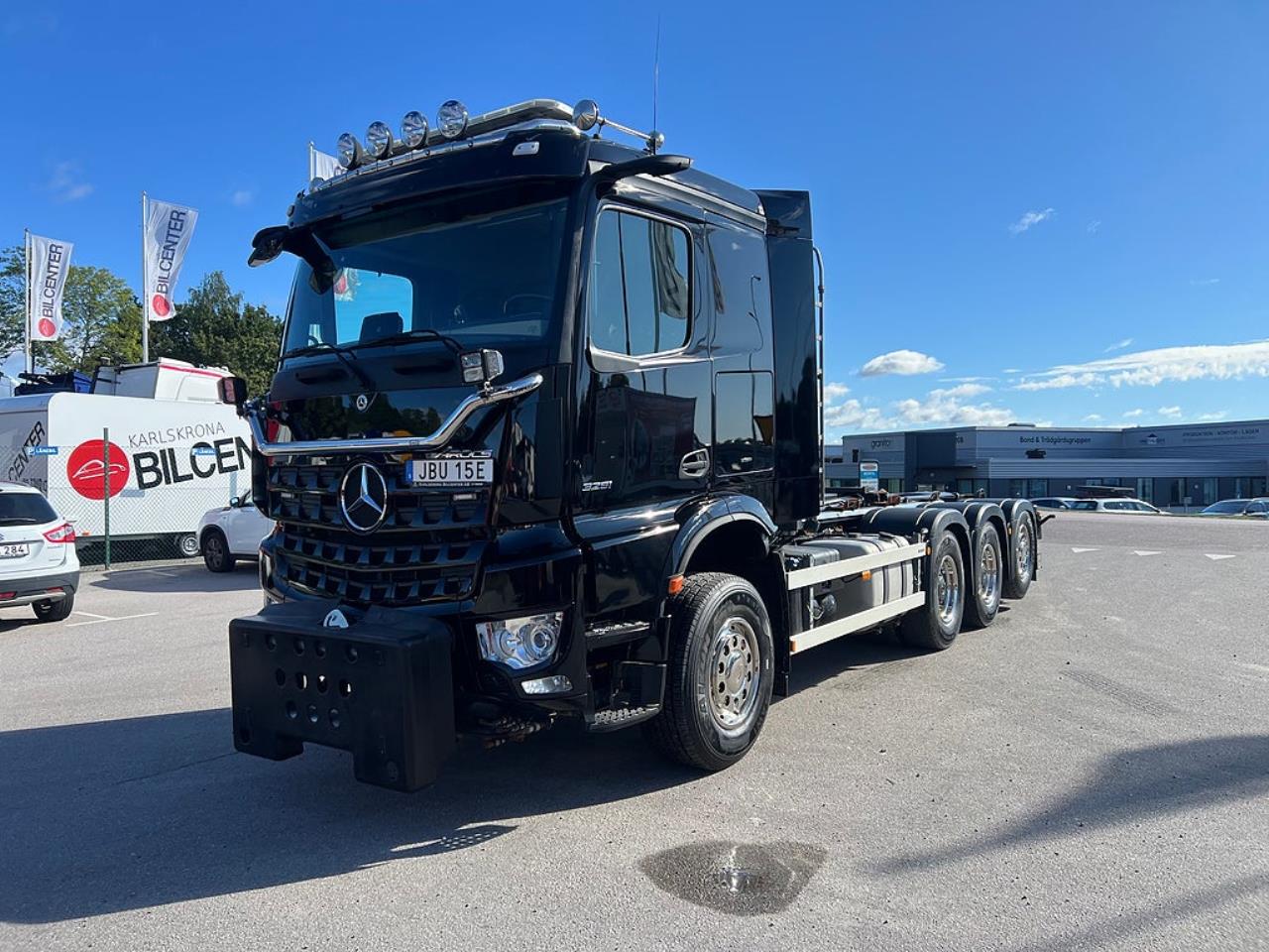 Mercedes-Benz Arocs 3251 Tridem Lastv&auml;xlare, Fullt Plogutrustad 2023 - Krok/Lastv&auml;xlare