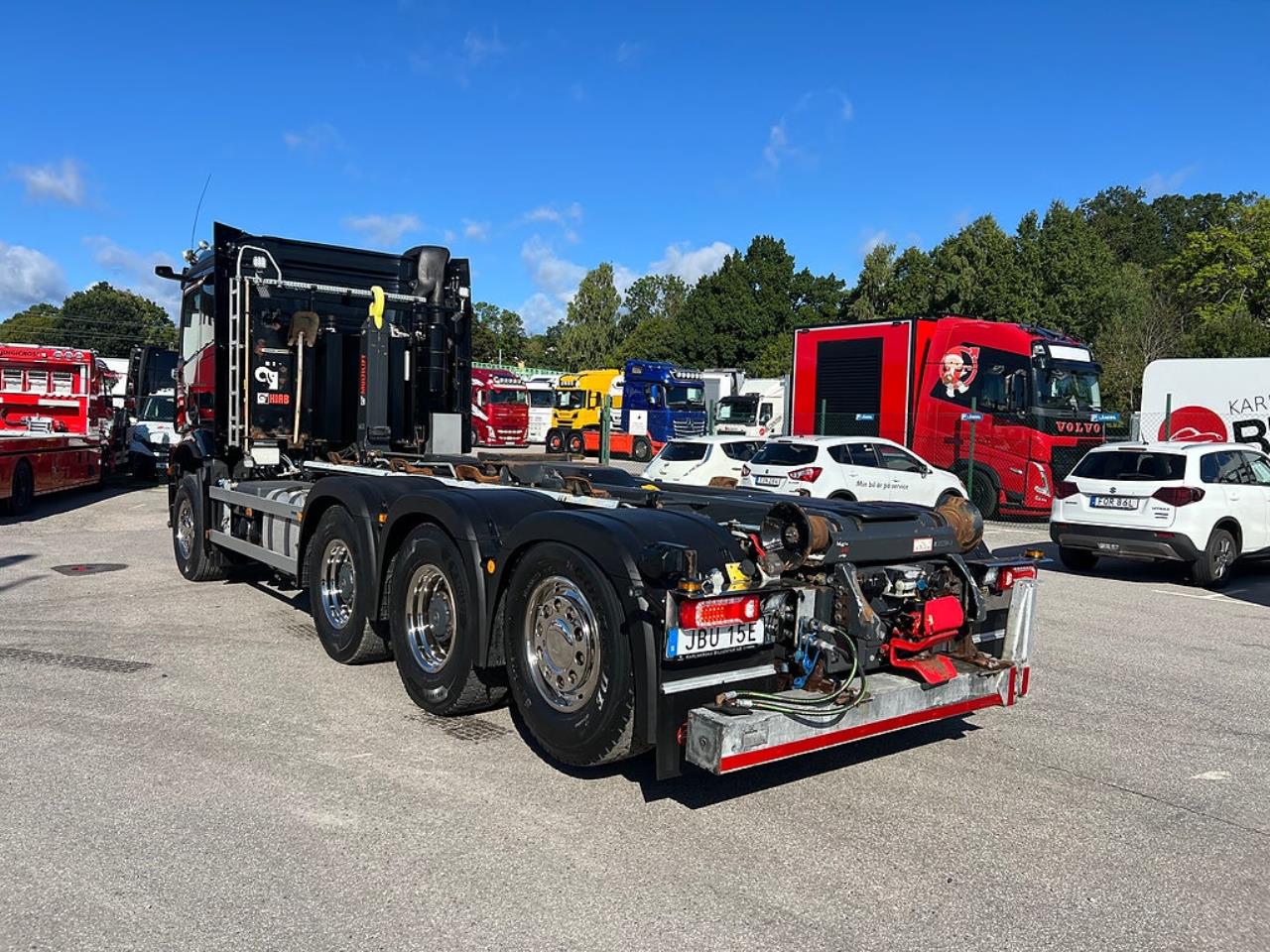 Mercedes-Benz Arocs 3251 Tridem Lastv&auml;xlare, Fullt Plogutrustad 2023 - Krok/Lastv&auml;xlare