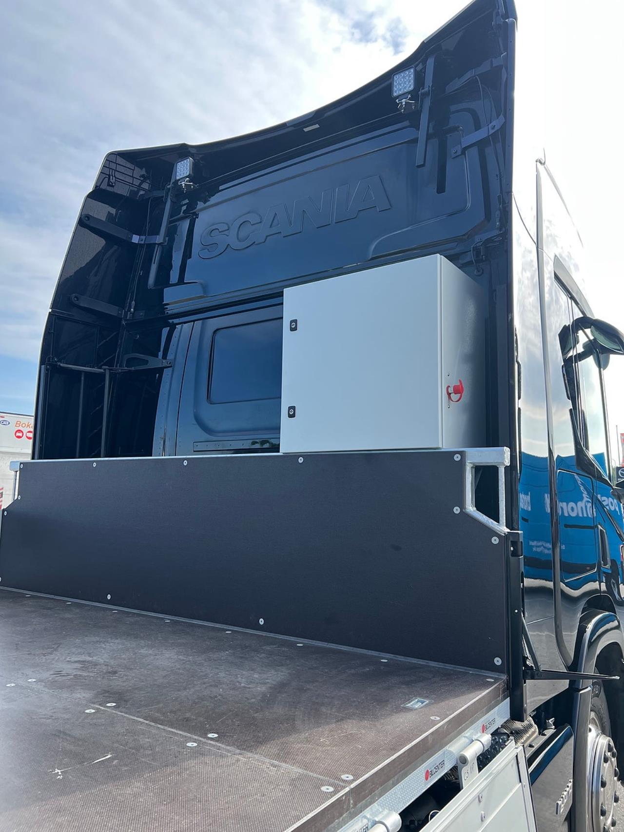 Scania P320 4x2 Hybrid TMA Bil Berlex & Verdegro 2021 - TMA
