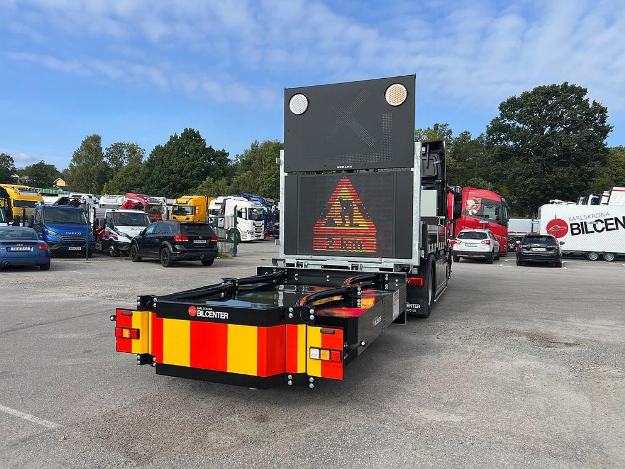 Scania P320 4x2 Hybrid TMA Bil Berlex & Verdegro 2021 - TMA