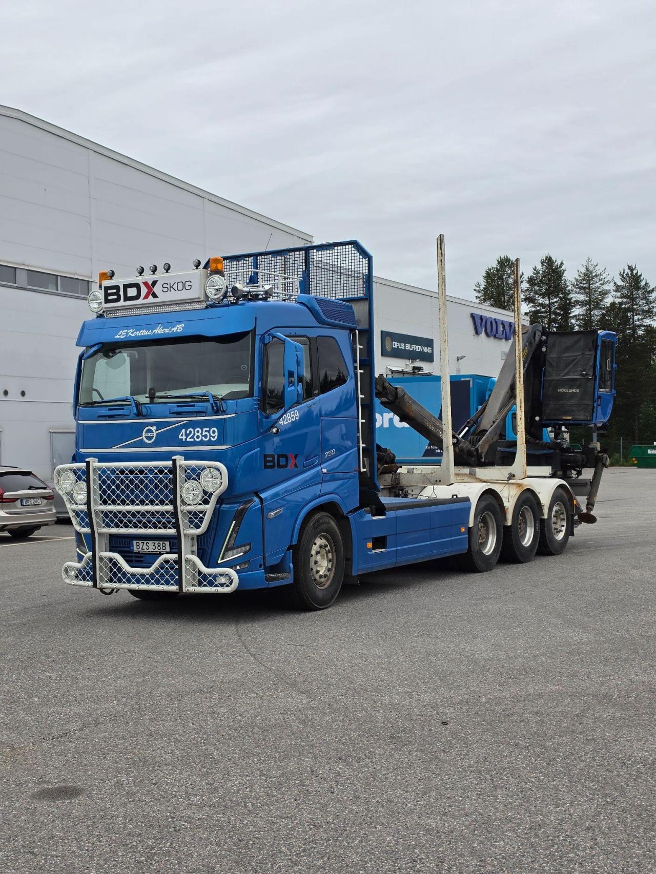 Volvo FH16 750 2023 - Timmer