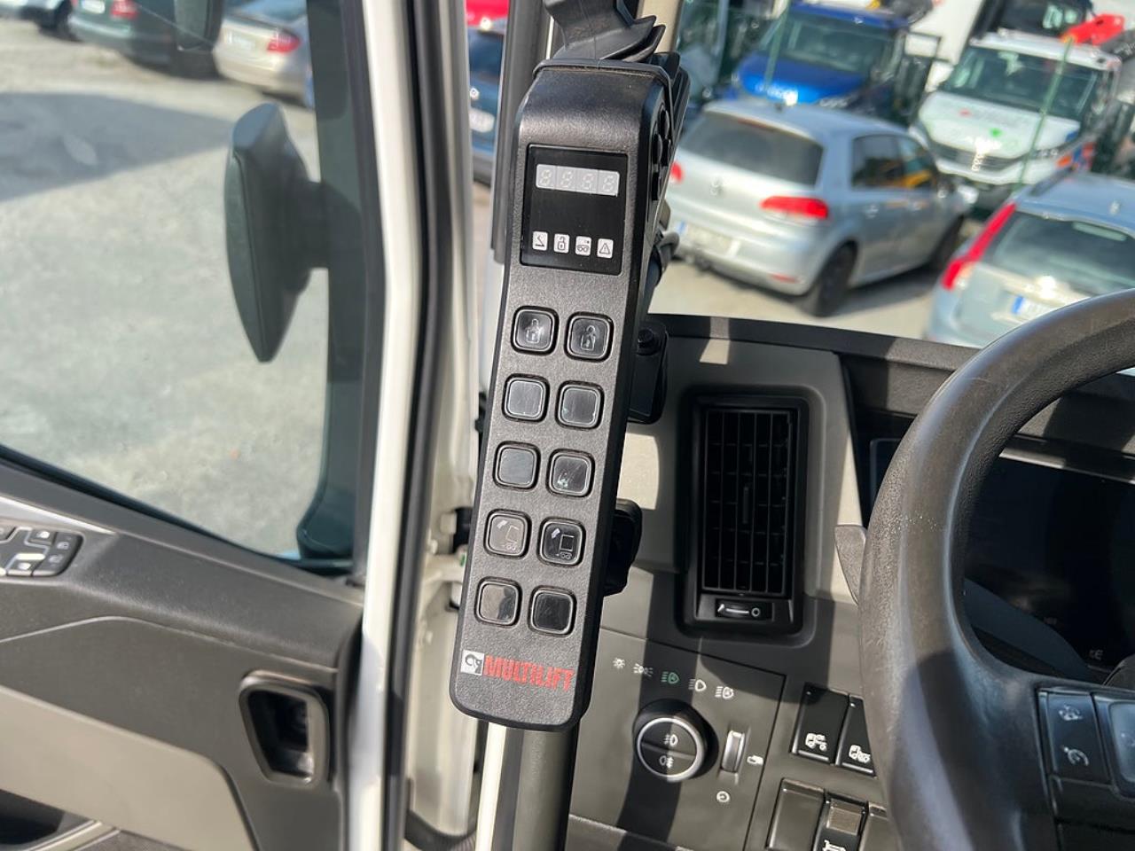 Volvo FM13 500 8x4*4 Tridem Lastv&auml;xlare I-See, Euro 6 2024 - Krok/Lastv&auml;xlare