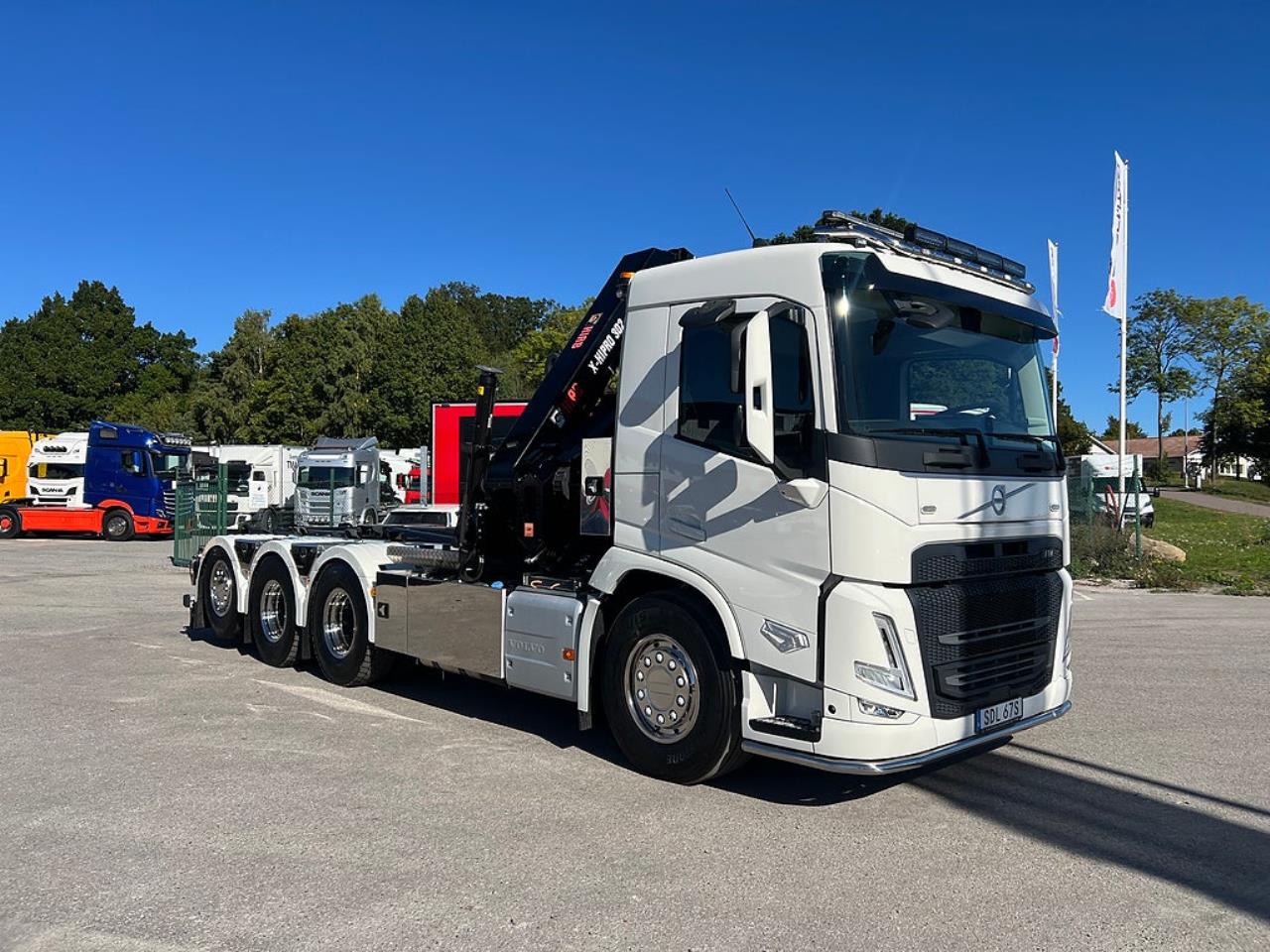 Volvo FM 13 500 8x4*4 Tridem Kranv&auml;xlare Hiab 302 2023 - Kran