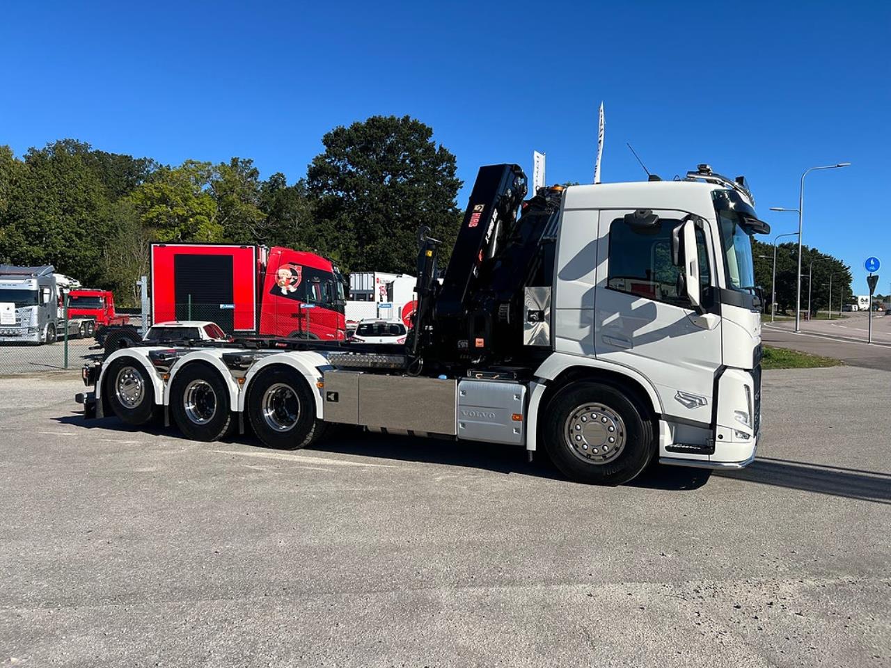 Volvo FM 13 500 8x4*4 Tridem Kranv&auml;xlare Hiab 302 2023 - Kran