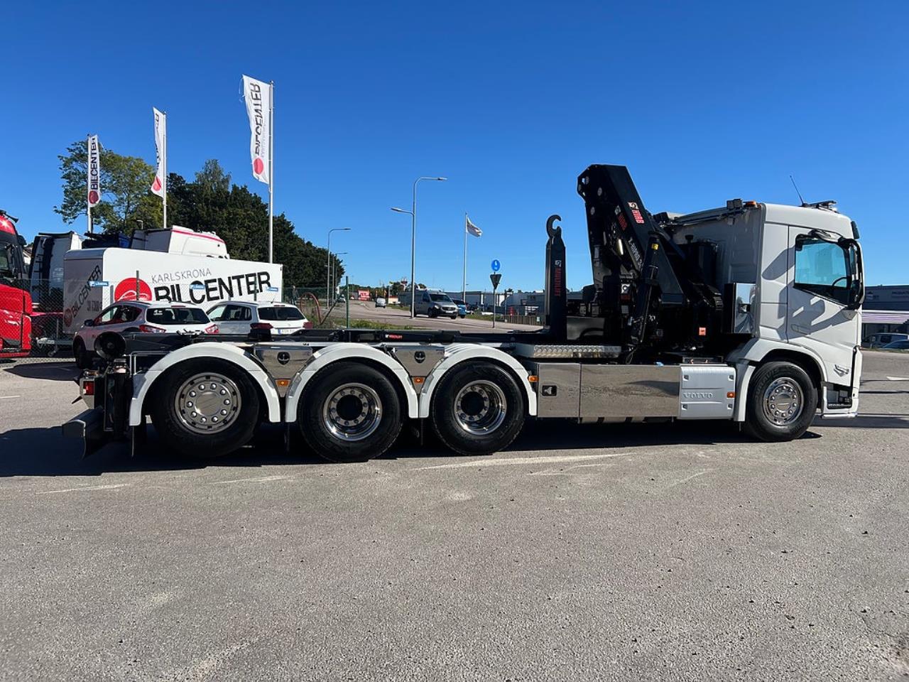 Volvo FM 13 500 8x4*4 Tridem Kranv&auml;xlare Hiab 302 2023 - Kran