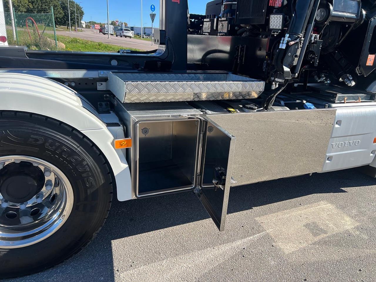 Volvo FM 13 500 8x4*4 Tridem Kranv&auml;xlare Hiab 302 2023 - Kran