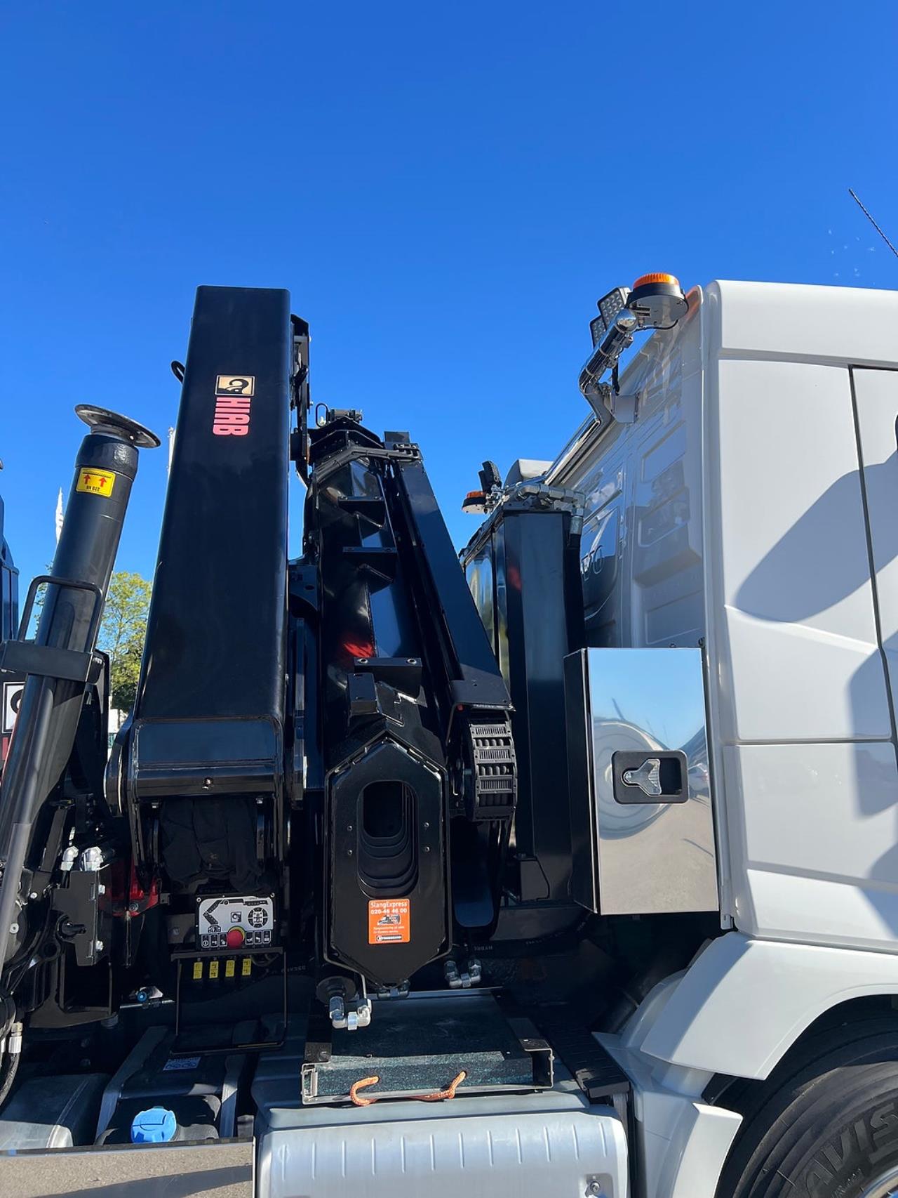 Volvo FM 13 500 8x4*4 Tridem Kranv&auml;xlare Hiab 302 2023 - Kran