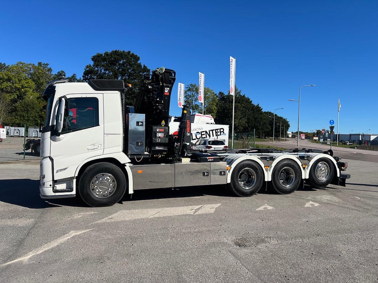 Volvo FM 13 500 8x4*4 Tridem Kranv&auml;xlare Hiab 302 2023 - Kran