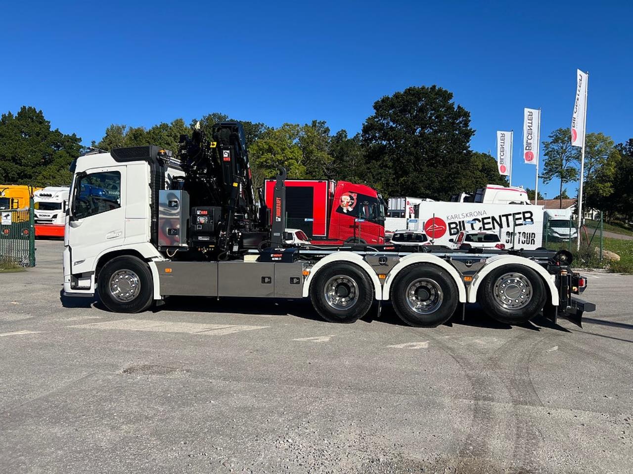 Volvo FM 13 500 8x4*4 Tridem Kranv&auml;xlare Hiab 302 2023 - Kran