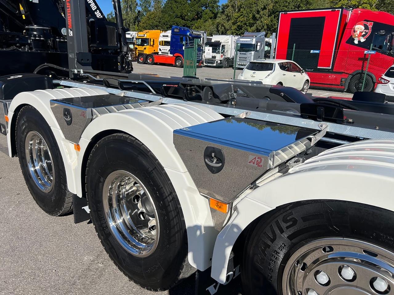 Volvo FM 13 500 8x4*4 Tridem Kranv&auml;xlare Hiab 302 2023 - Kran