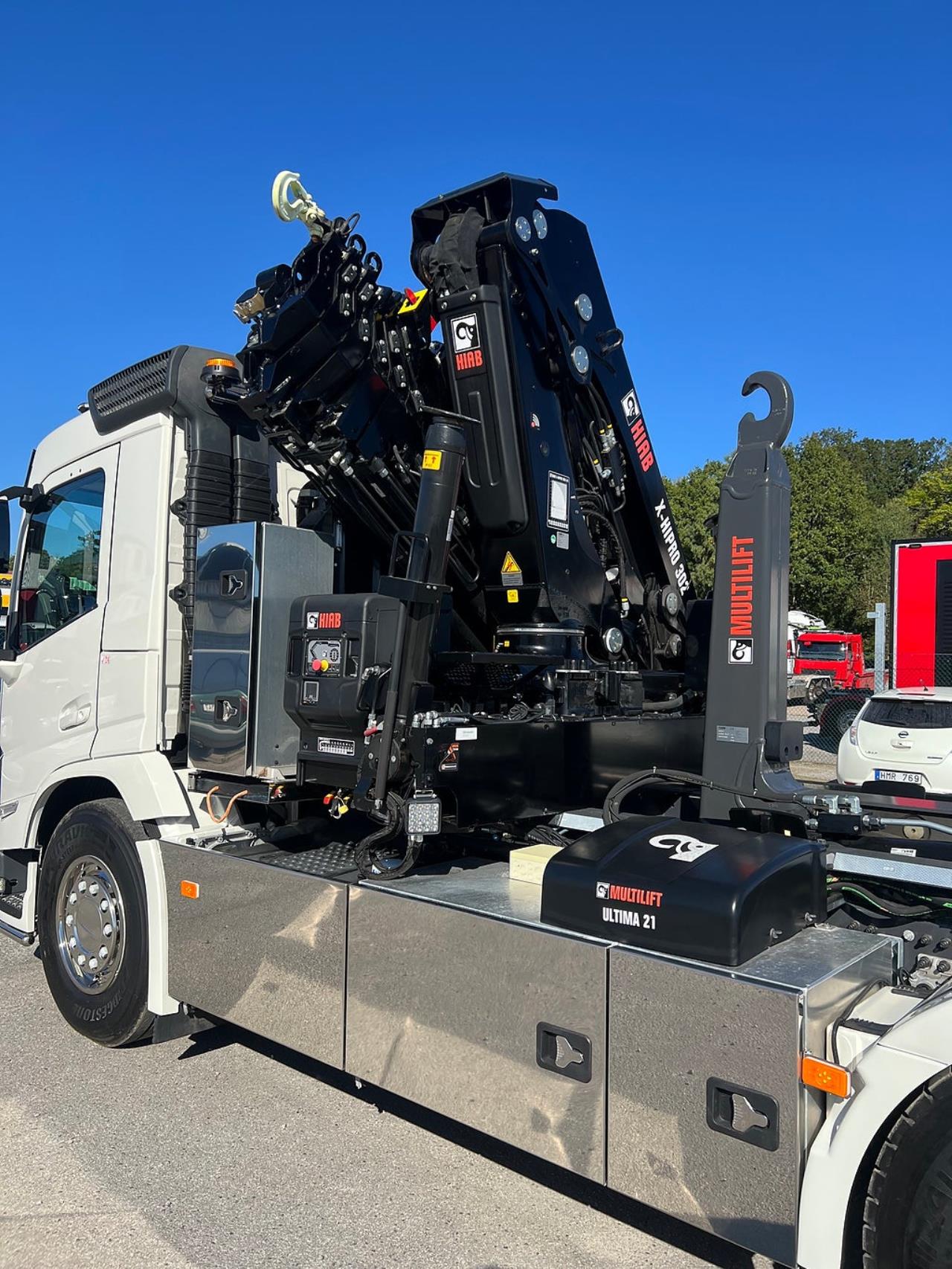Volvo FM 13 500 8x4*4 Tridem Kranv&auml;xlare Hiab 302 2023 - Kran