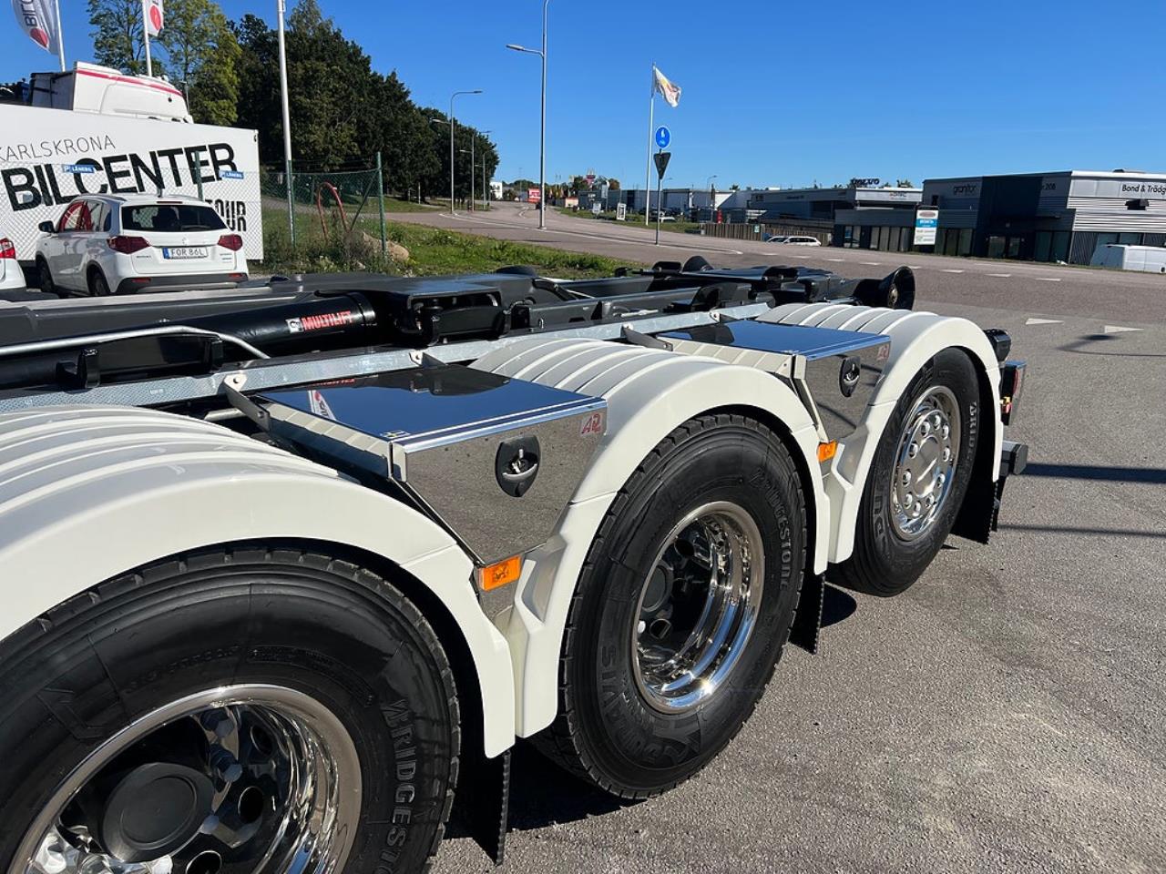 Volvo FM 13 500 8x4*4 Tridem Kranv&auml;xlare Hiab 302 2023 - Kran