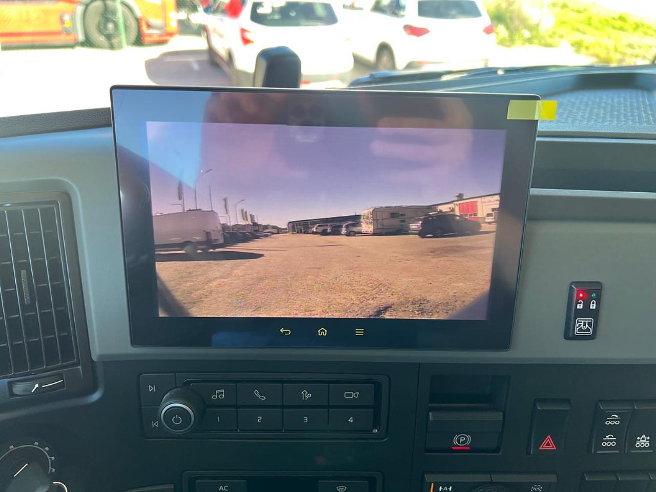 Volvo FM 13 500 8x4*4 Tridem Kranv&auml;xlare Hiab 302 2023 - Kran