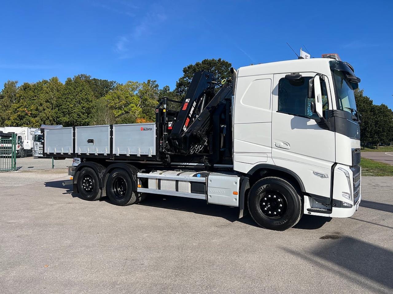 Volvo FH13 500 6x2*4 Lastv&auml;xlare, Inkl Kranflak Hiab 232 2023 - Kran