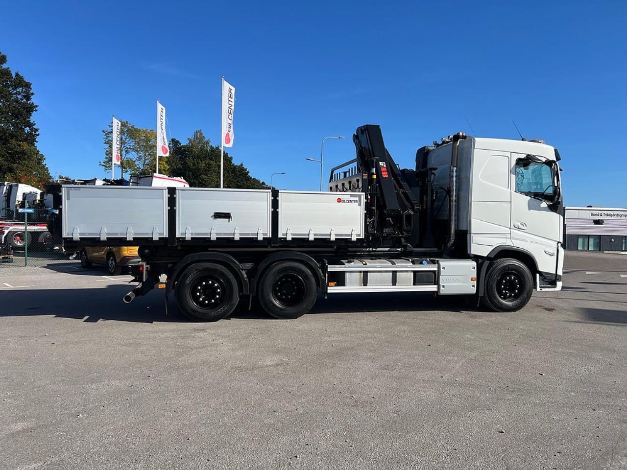 Volvo FH13 500 6x2*4 Lastv&auml;xlare, Inkl Kranflak Hiab 232 2023 - Kran