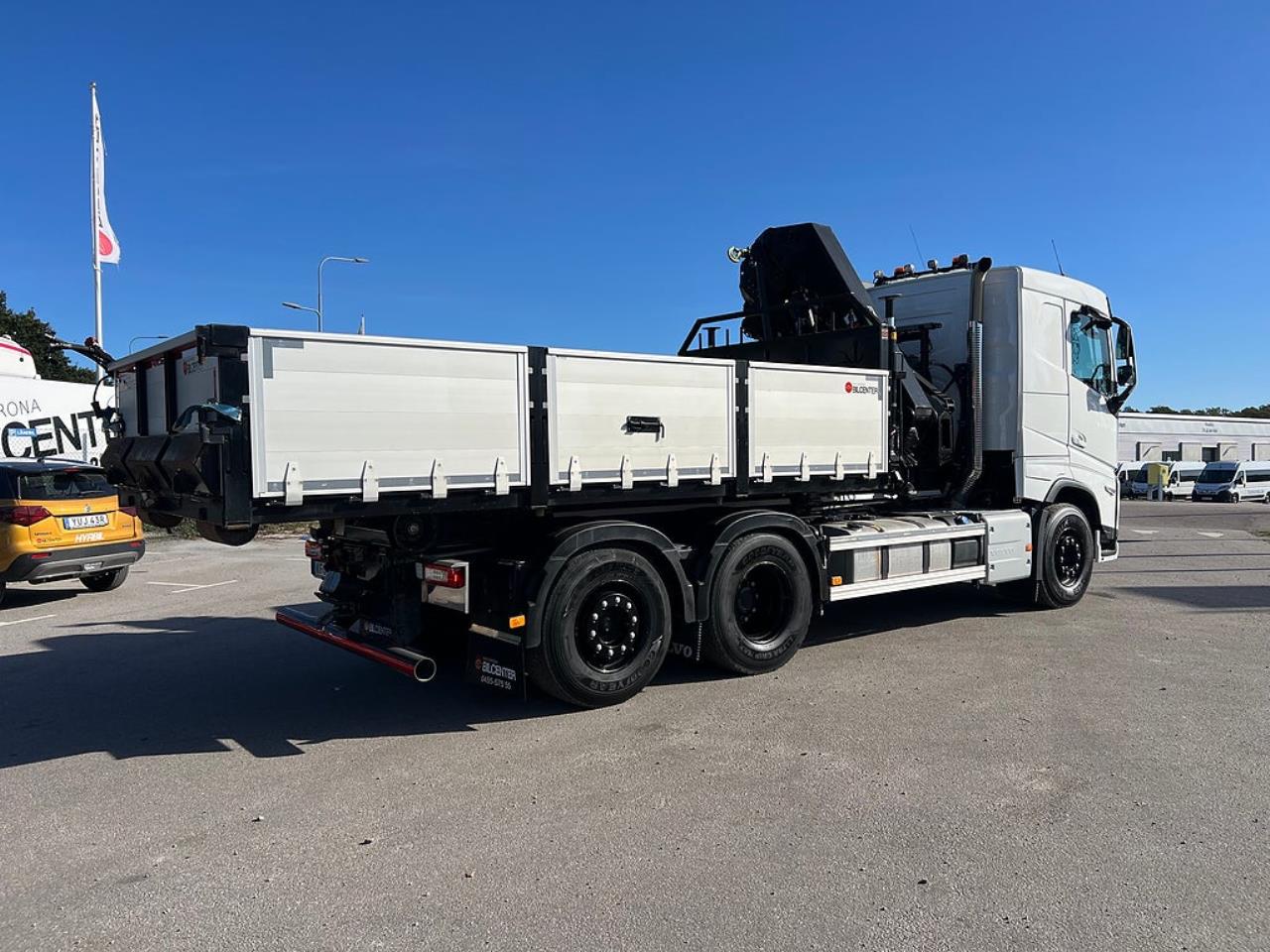 Volvo FH13 500 6x2*4 Lastv&auml;xlare, Inkl Kranflak Hiab 232 2023 - Kran