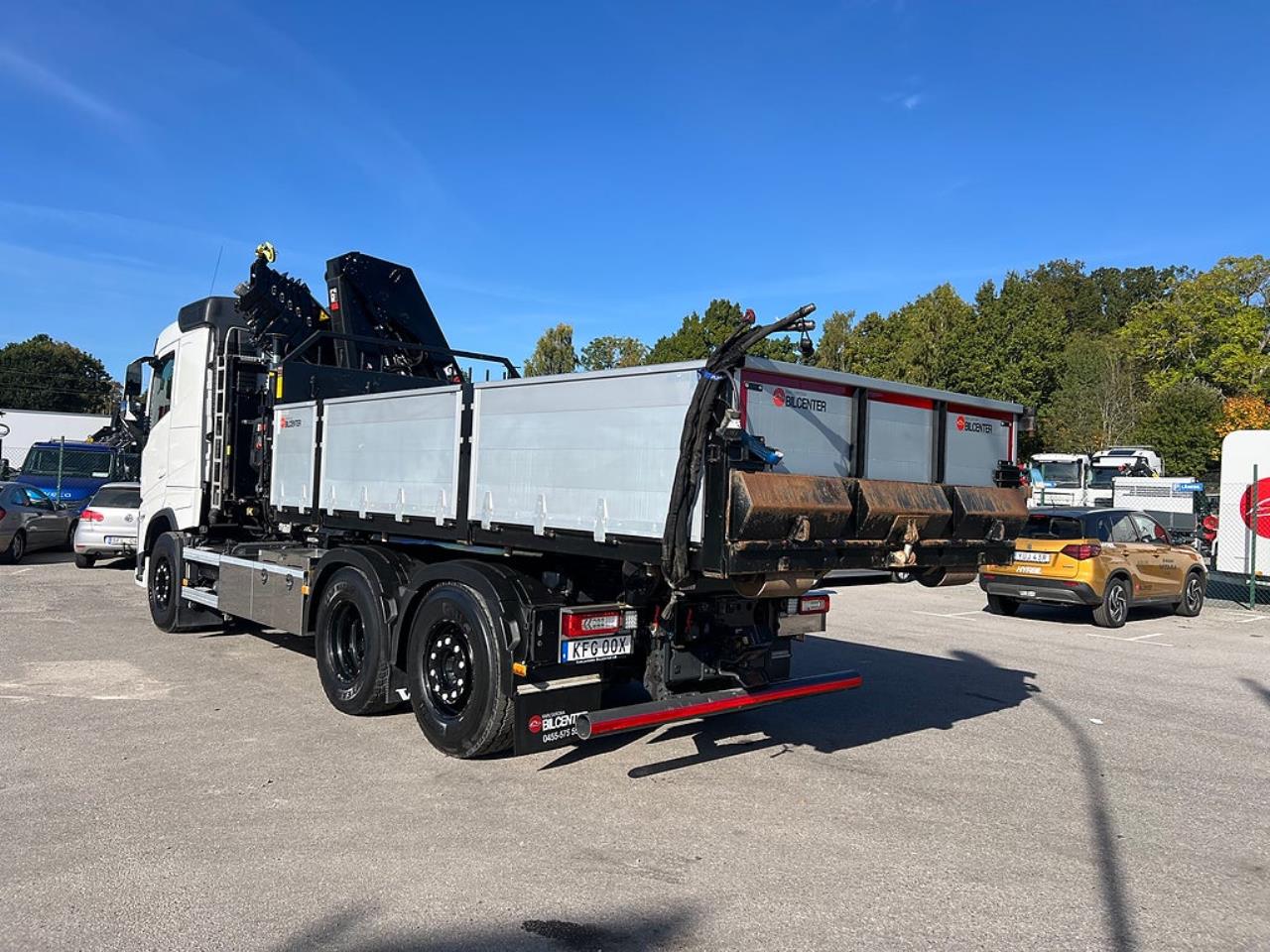 Volvo FH13 500 6x2*4 Lastv&auml;xlare, Inkl Kranflak Hiab 232 2023 - Kran