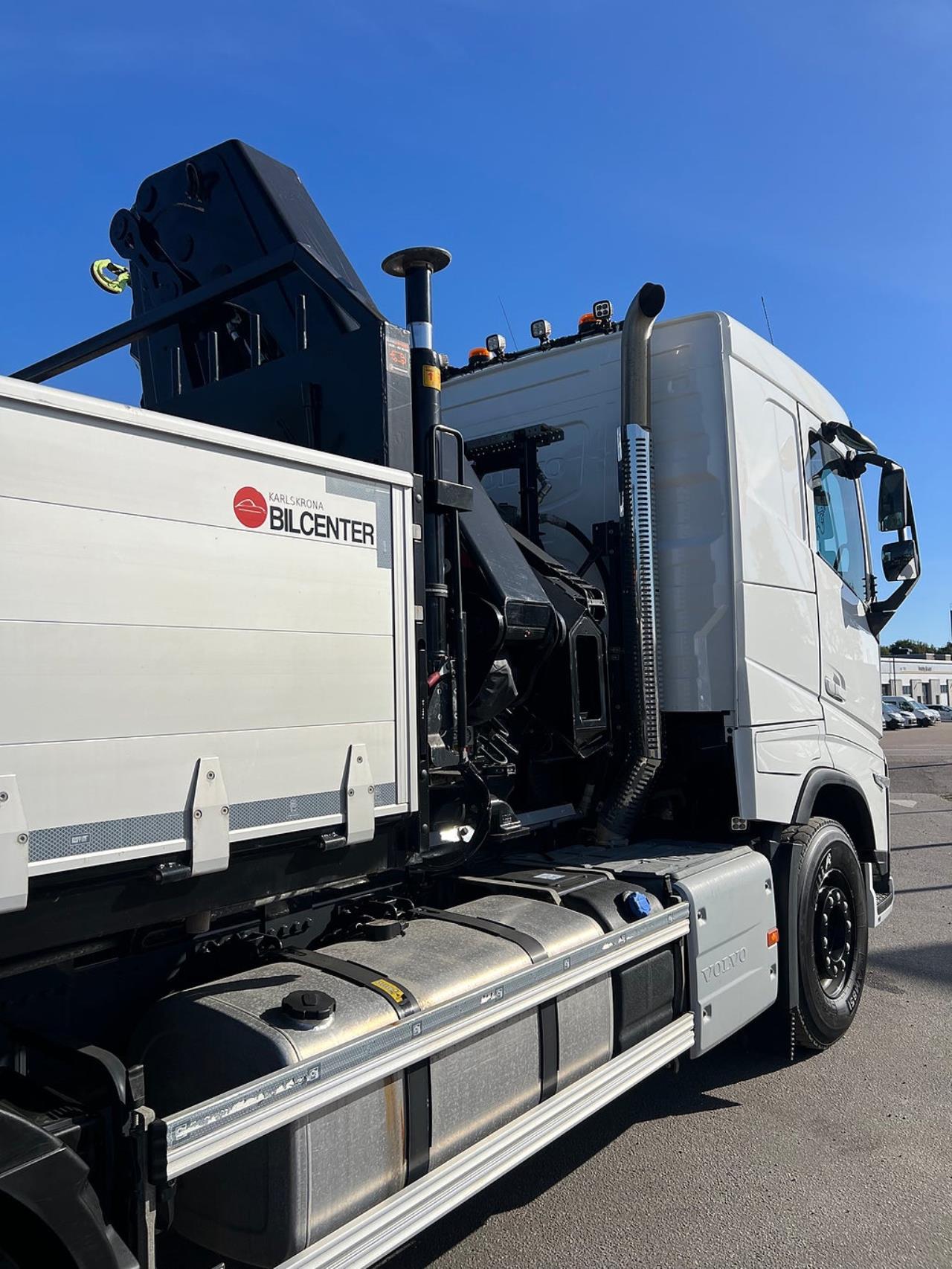 Volvo FH13 500 6x2*4 Lastv&auml;xlare, Inkl Kranflak Hiab 232 2023 - Kran