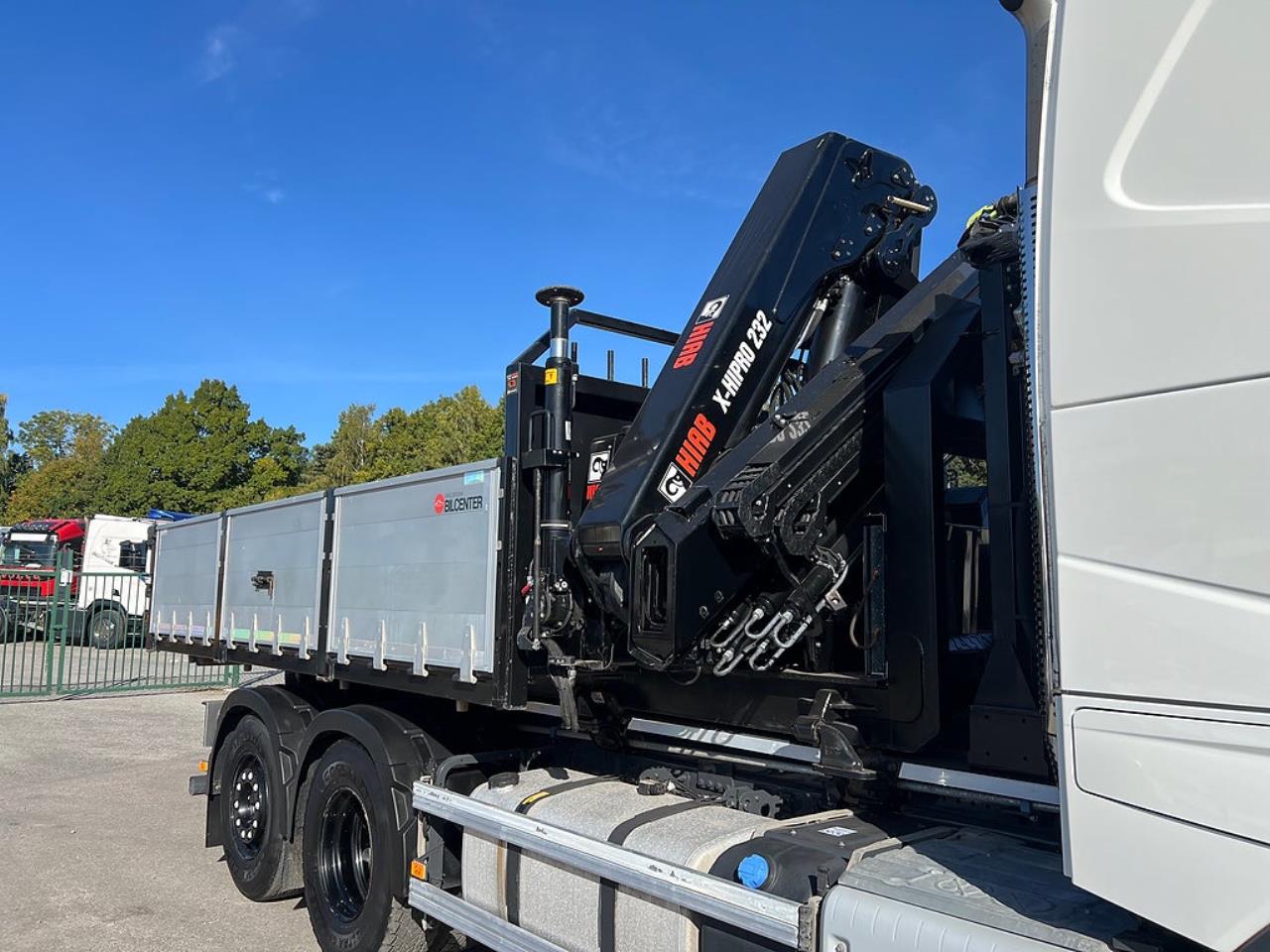 Volvo FH13 500 6x2*4 Lastv&auml;xlare, Inkl Kranflak Hiab 232 2023 - Kran