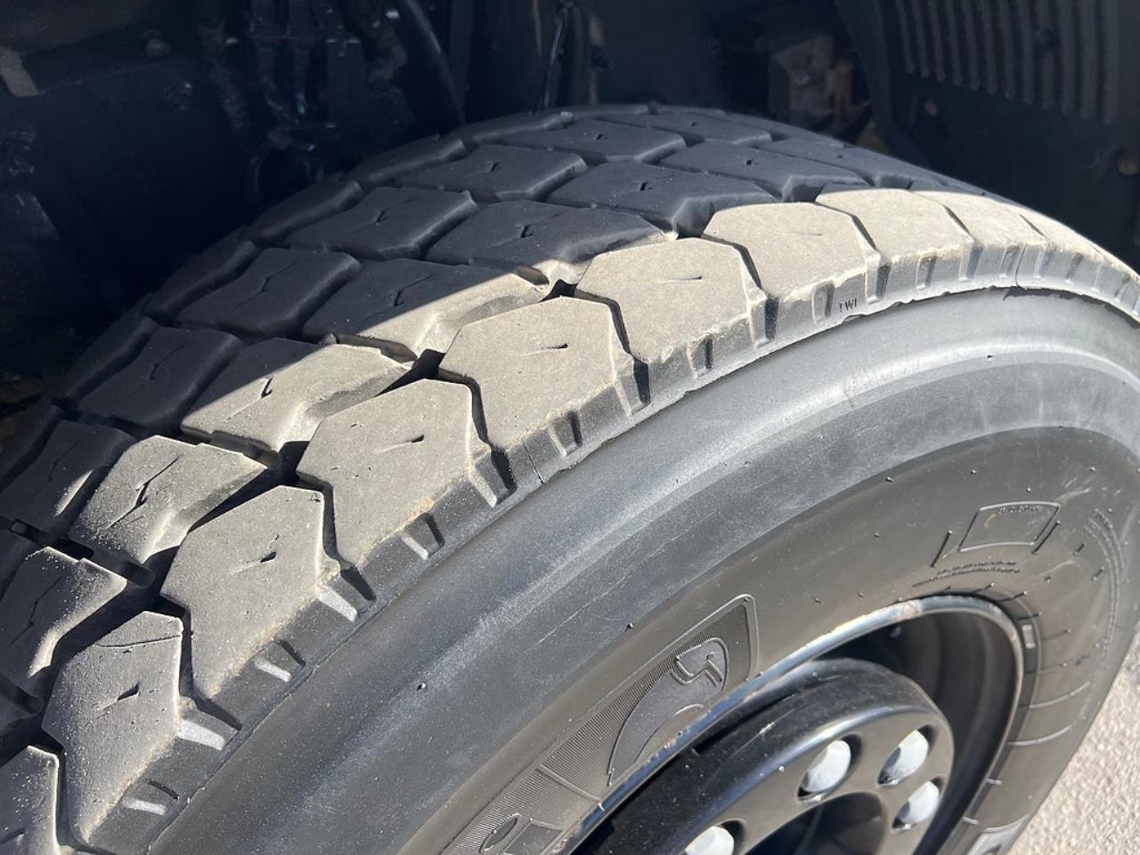 Volvo FH13 500 6x2*4 Lastv&auml;xlare, Inkl Kranflak Hiab 232 2023 - Kran