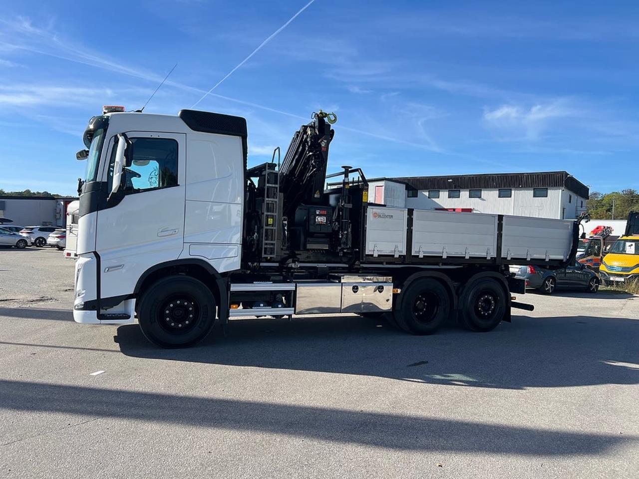 Volvo FH13 500 6x2*4 Lastv&auml;xlare, Inkl Kranflak Hiab 232 2023 - Kran