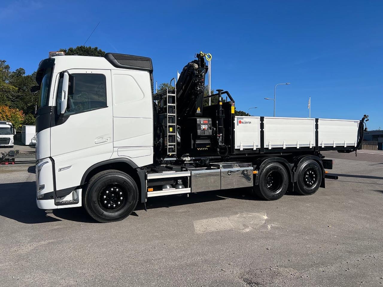 Volvo FH13 500 6x2*4 Lastv&auml;xlare, Inkl Kranflak Hiab 232 2023 - Kran