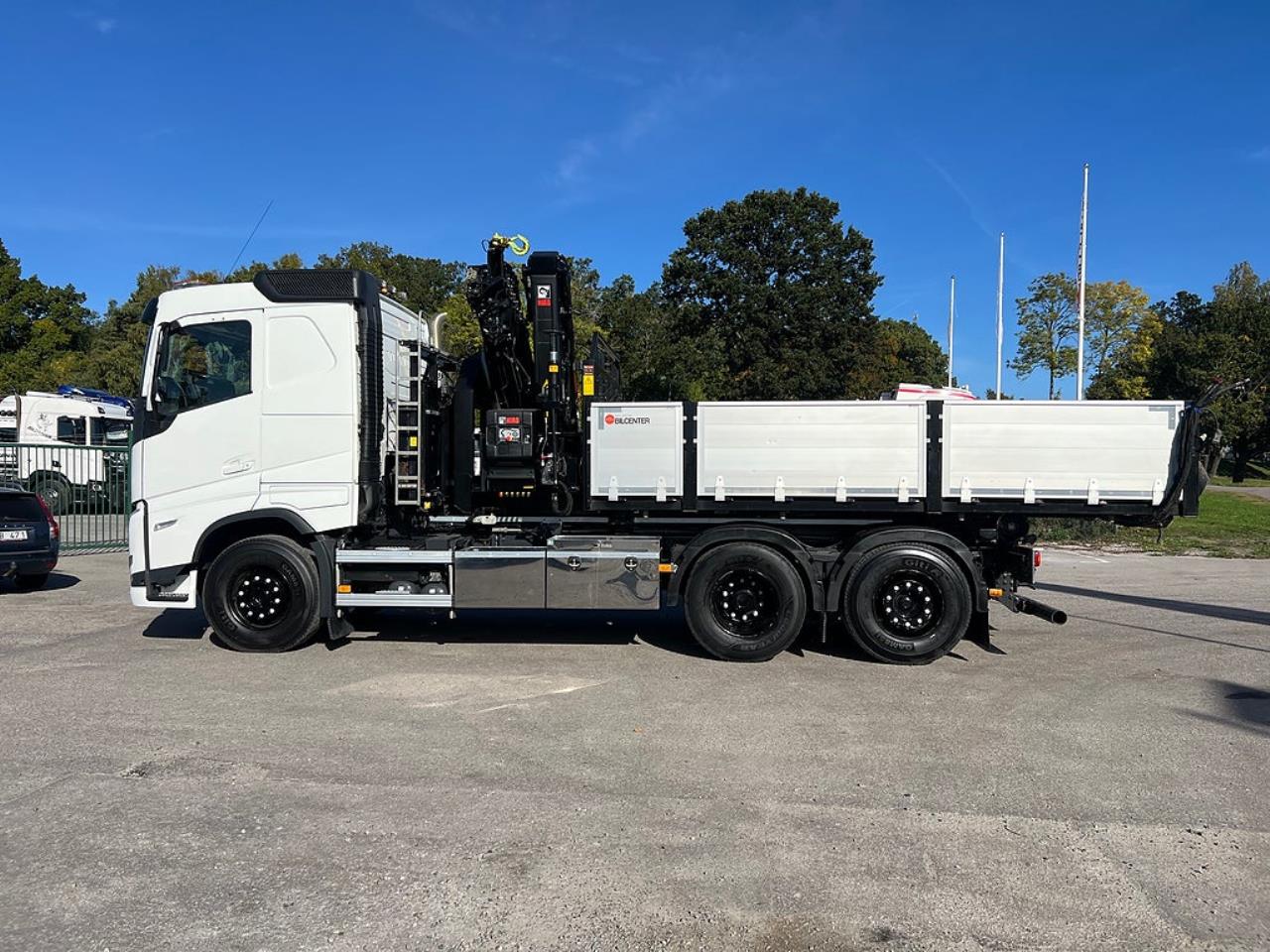Volvo FH13 500 6x2*4 Lastv&auml;xlare, Inkl Kranflak Hiab 232 2023 - Kran