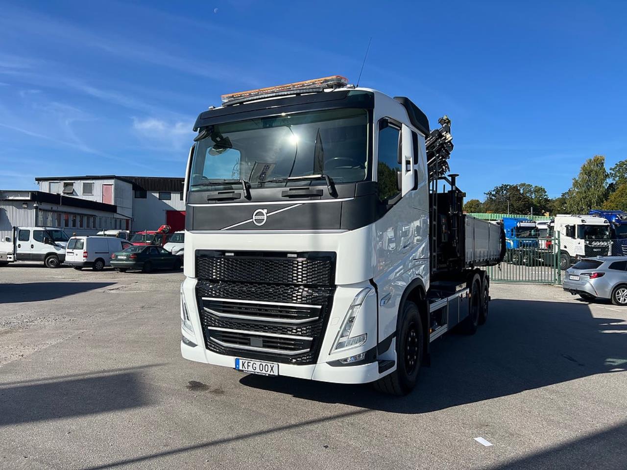 Volvo FH13 500 6x2*4 Lastv&auml;xlare, Inkl Kranflak Hiab 232 2023 - Kran