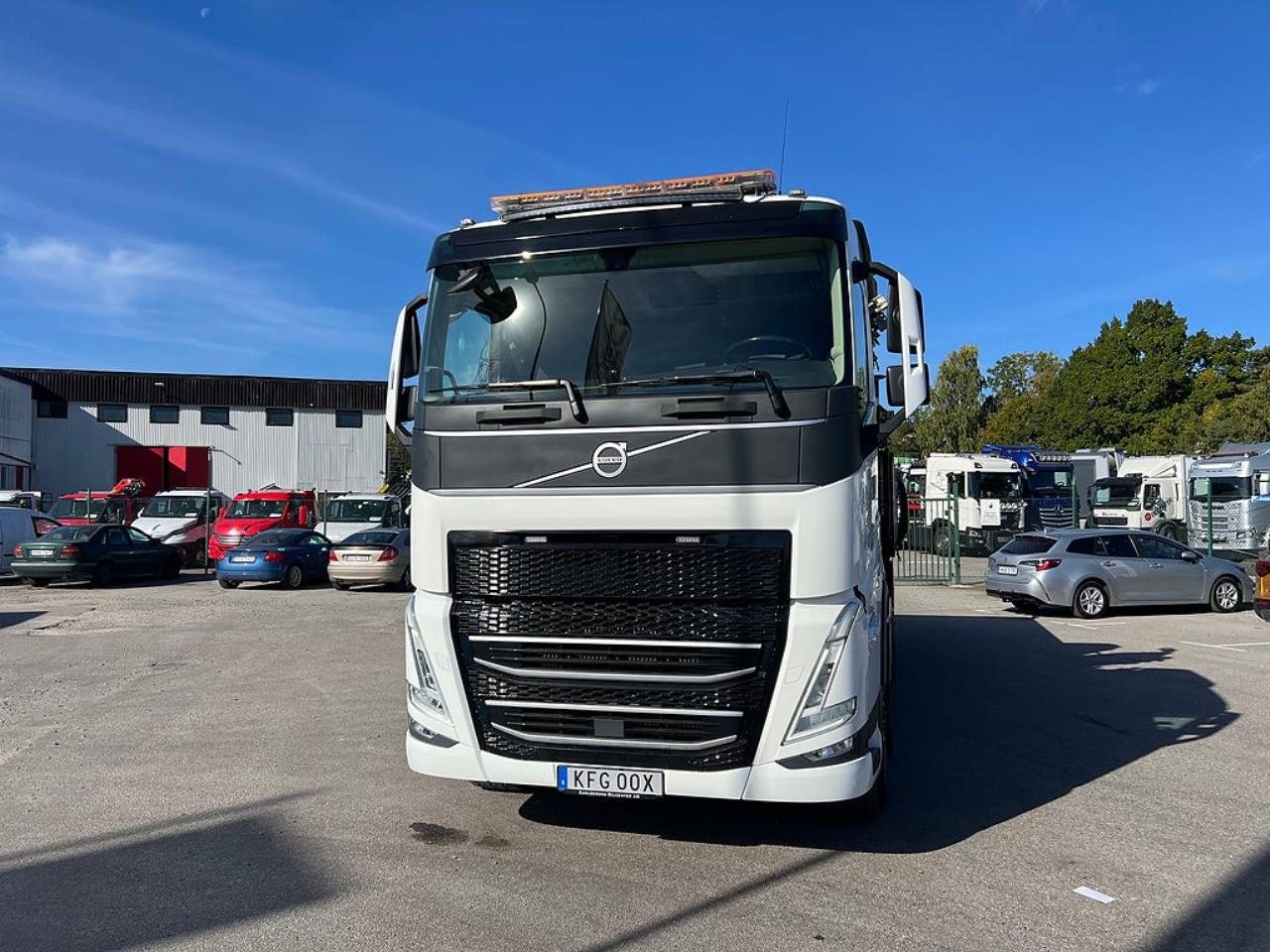 Volvo FH13 500 6x2*4 Lastv&auml;xlare, Inkl Kranflak Hiab 232 2023 - Kran