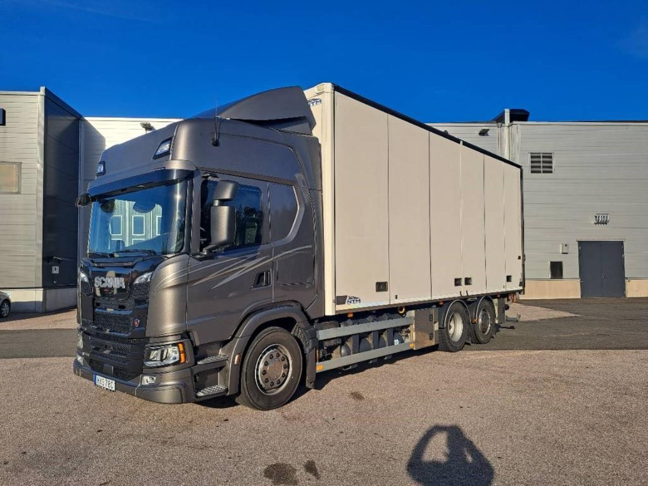 Scania R410 6X2*4 CBG 2024 - Sk&aring;p