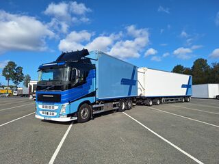 Volvo FH 6x2 Flisekipage