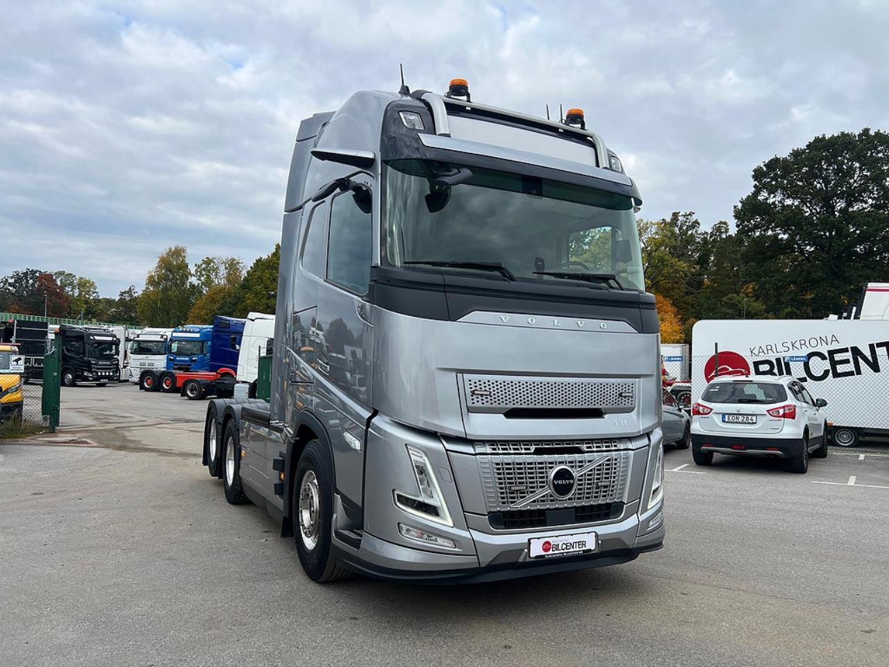 Volvo FH13 540 6x4 Aero Dragbil Lyftbar Tandem Axel, Retarder 2025 - Dragbil