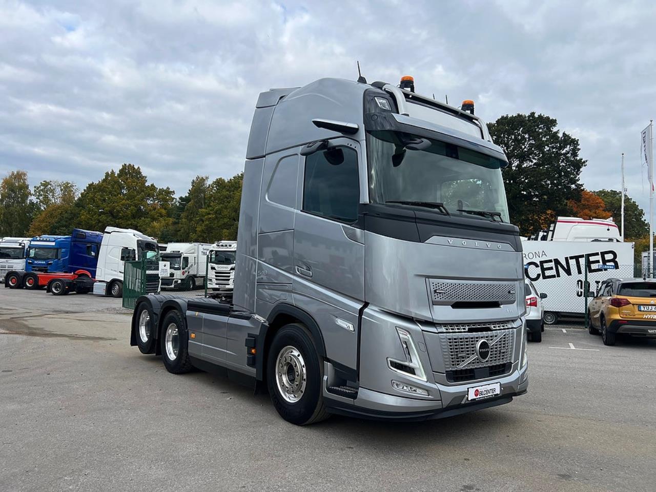 Volvo FH13 540 6x4 Aero Dragbil Lyftbar Tandem Axel, Retarder 2025 - Dragbil