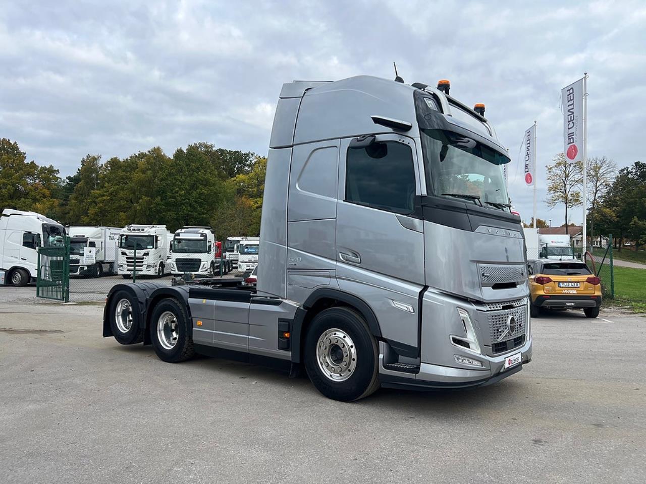 Volvo FH13 540 6x4 Aero Dragbil Lyftbar Tandem Axel, Retarder 2025 - Dragbil