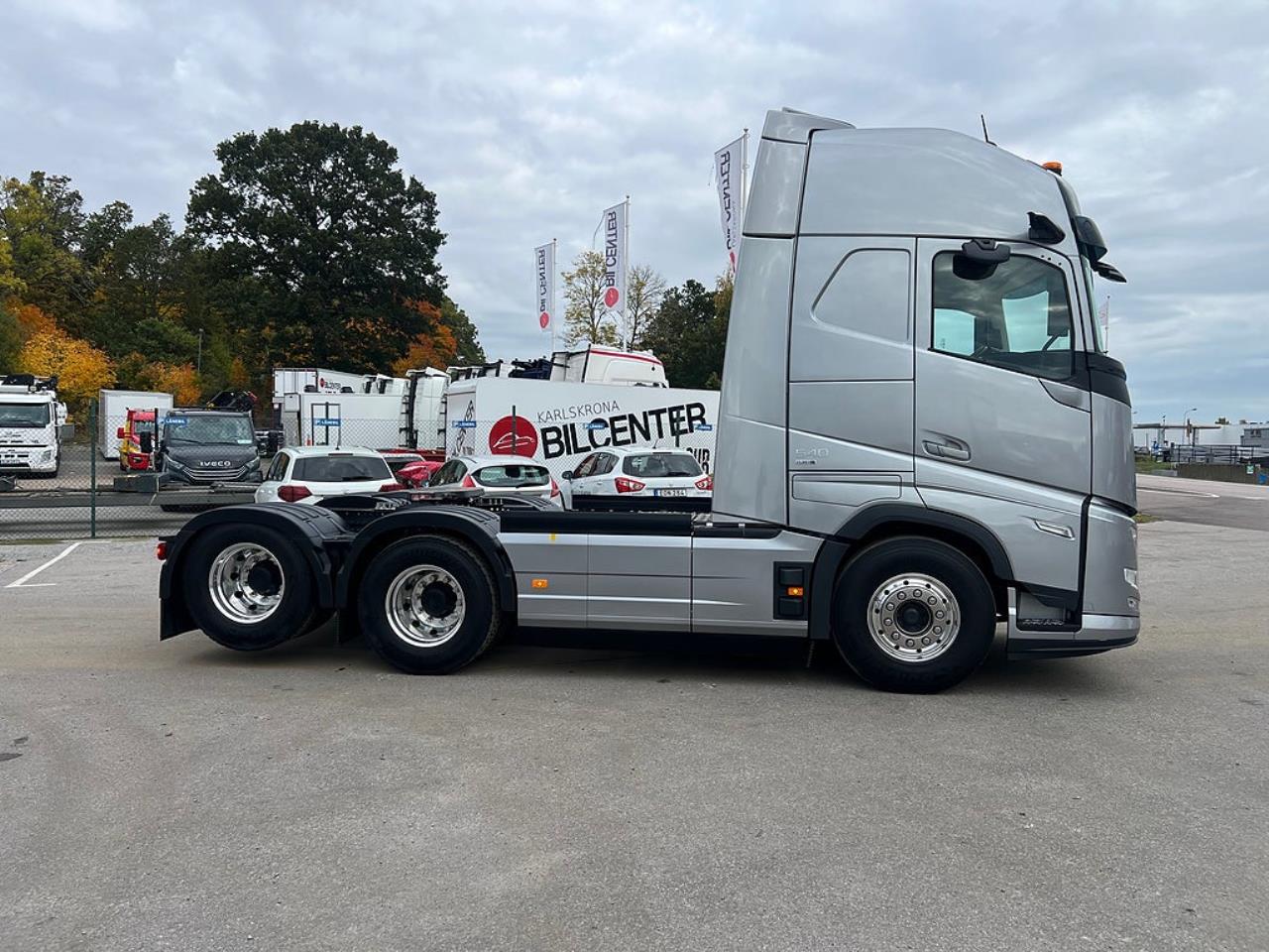 Volvo FH13 540 6x4 Aero Dragbil Lyftbar Tandem Axel, Retarder 2025 - Dragbil