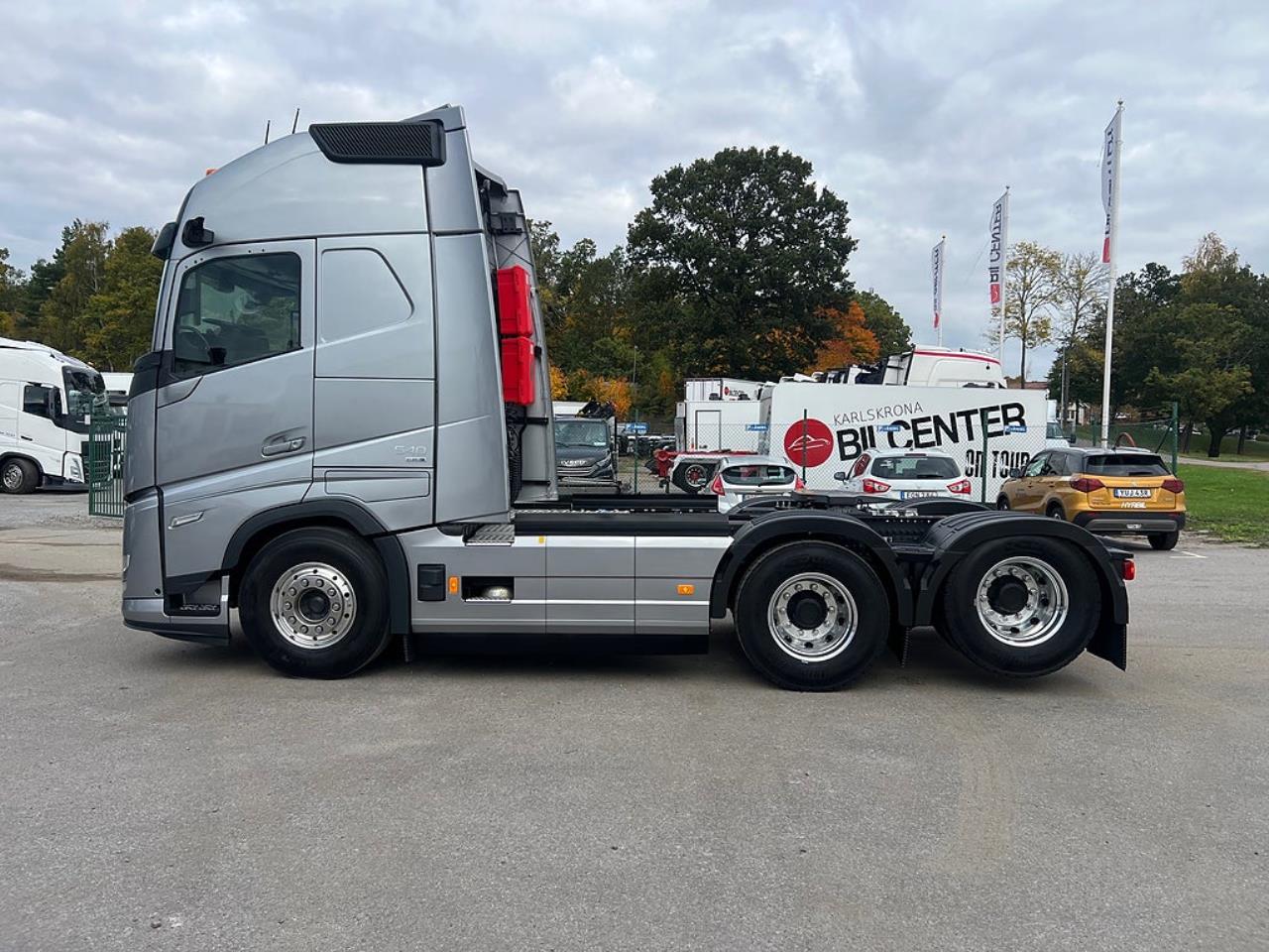 Volvo FH13 540 6x4 Aero Dragbil Lyftbar Tandem Axel, Retarder 2025 - Dragbil