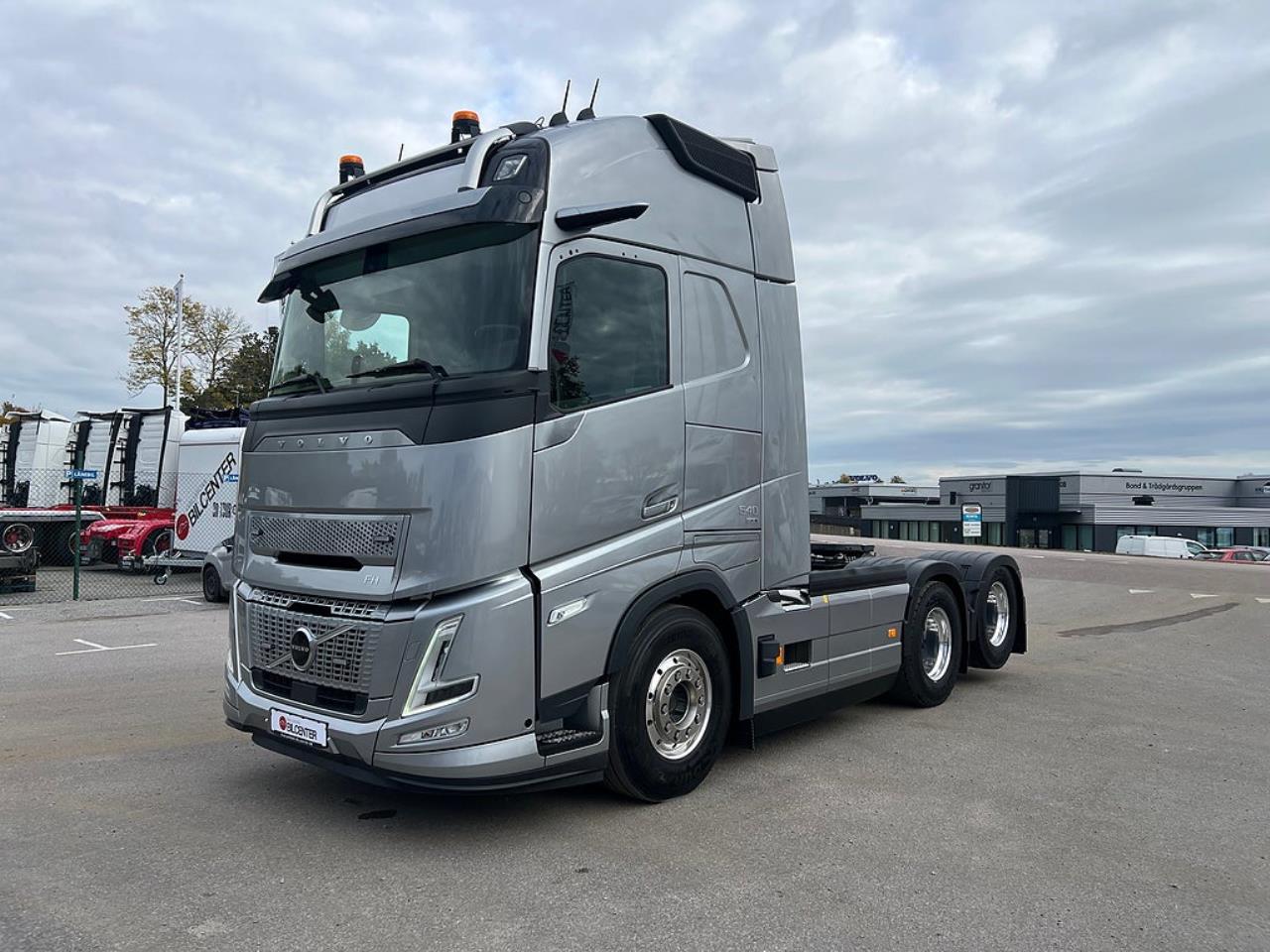 Volvo FH13 540 6x4 Aero Dragbil Lyftbar Tandem Axel, Retarder 2025 - Dragbil
