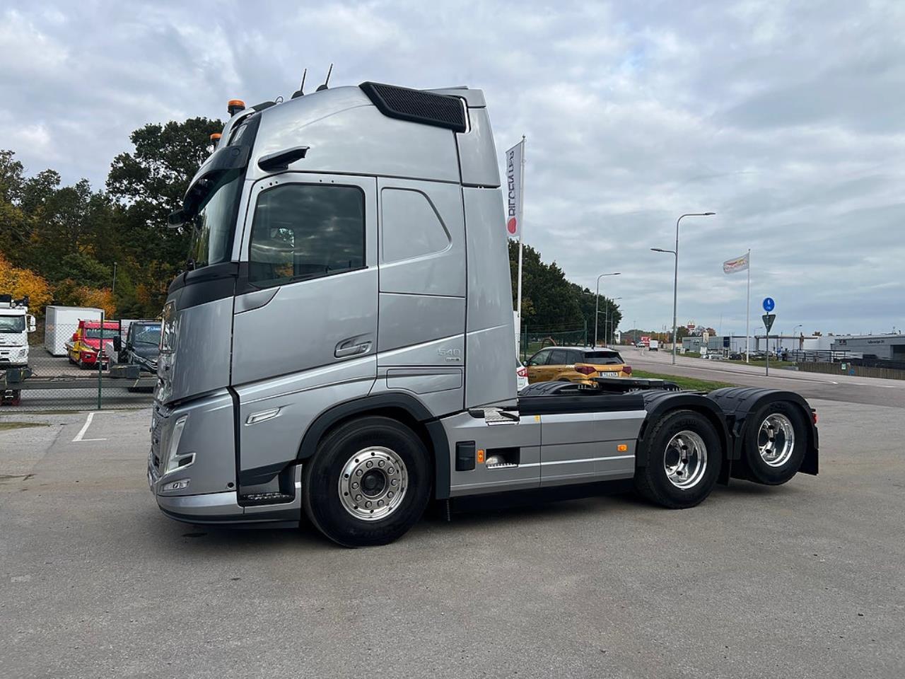 Volvo FH13 540 6x4 Aero Dragbil Lyftbar Tandem Axel, Retarder 2025 - Dragbil