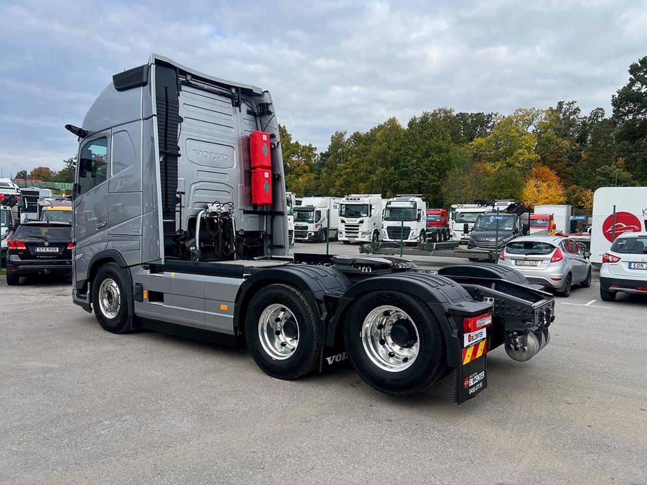 Volvo FH13 540 6x4 Aero Dragbil Lyftbar Tandem Axel, Retarder 2025 - Dragbil