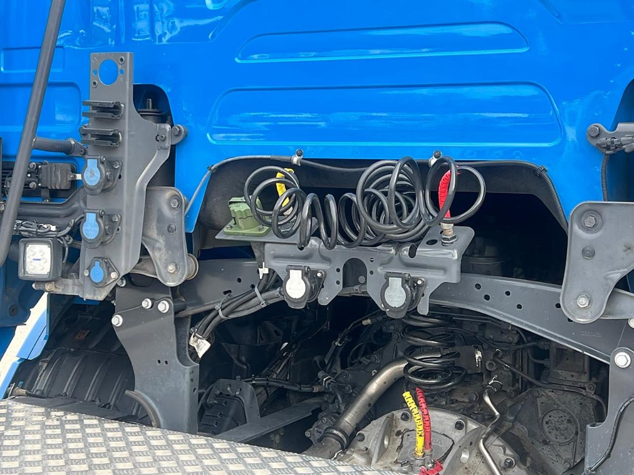 Iveco &Ouml;vriga 2022 - Dragbil