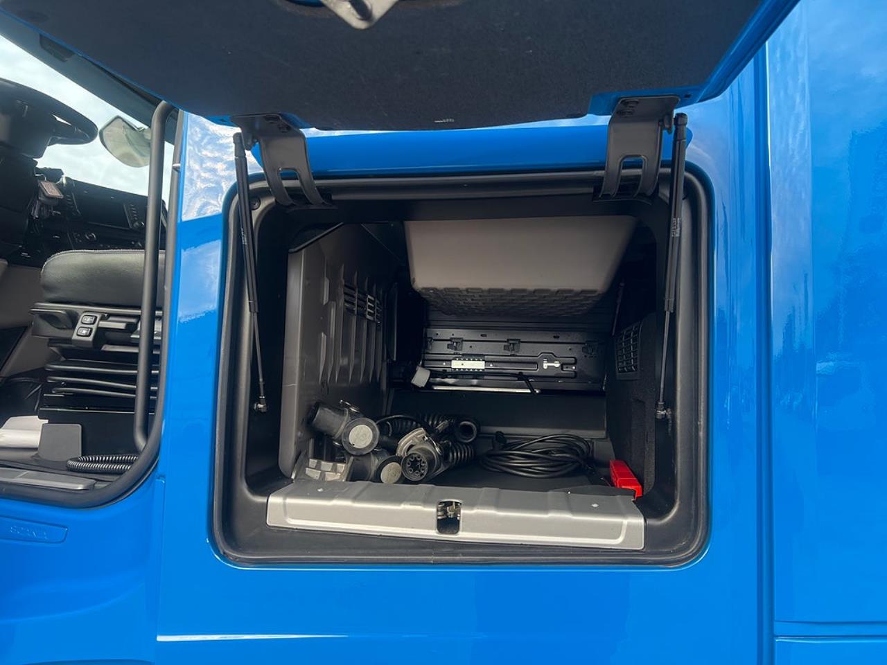 Iveco &Ouml;vriga 2022 - Dragbil